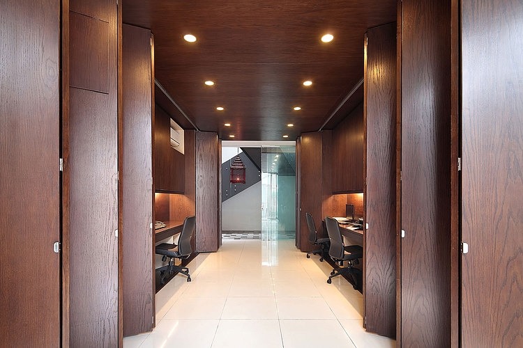 Split House by TWS & Partners