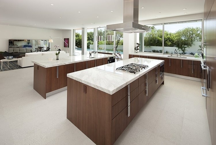 1232 Sunset Plaza by Belzberg Architects