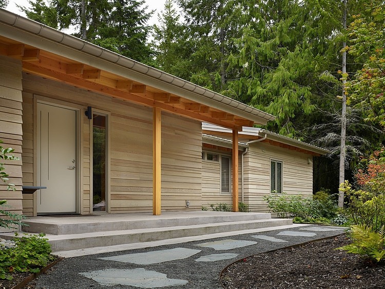 Port Townsend Residence by Lawrence Architecture