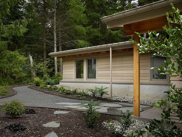 Port Townsend Residence by Lawrence Architecture