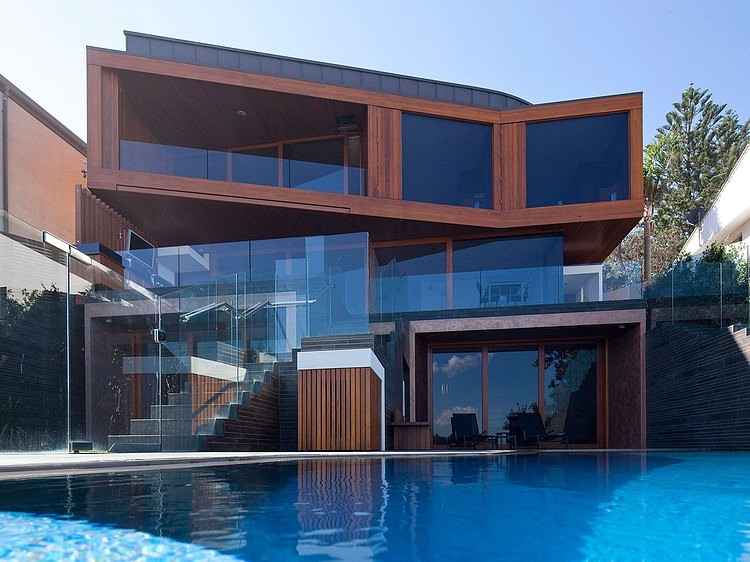 Serpentine Residence by Turner