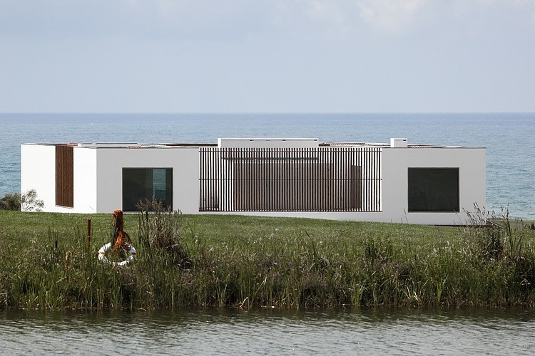 Casa PDR 385 by Fra G Ment Os