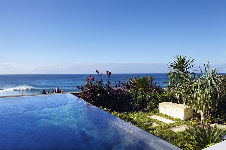 Bronte House by Rolf Ockert Design