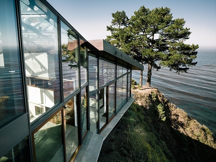 Fall House by Fougeron Architecture