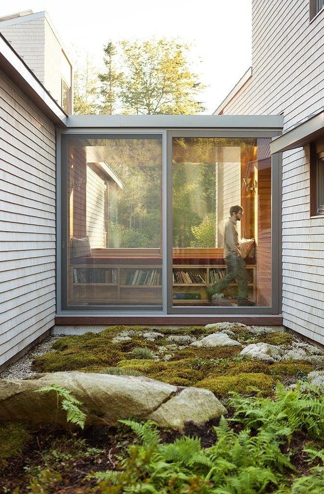 Pond House by Peacock Builders