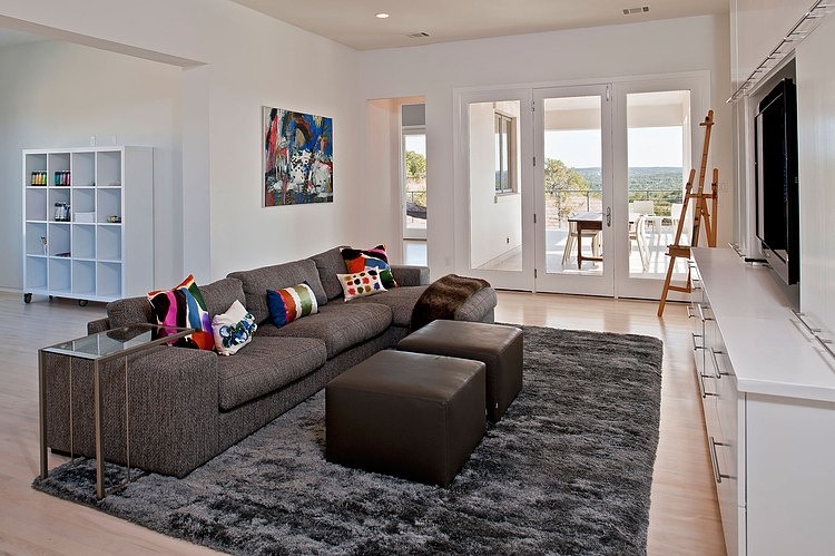 Residence in Spanish Oaks by Cornerstone Architects