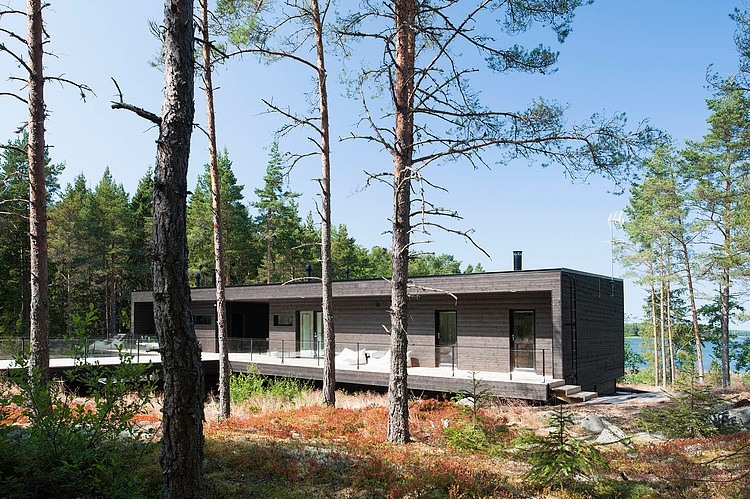 Summer Villa by Haroma & Partners