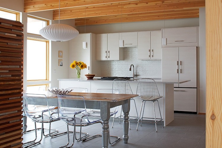 Grand Haven Residence by Allegretti Architects