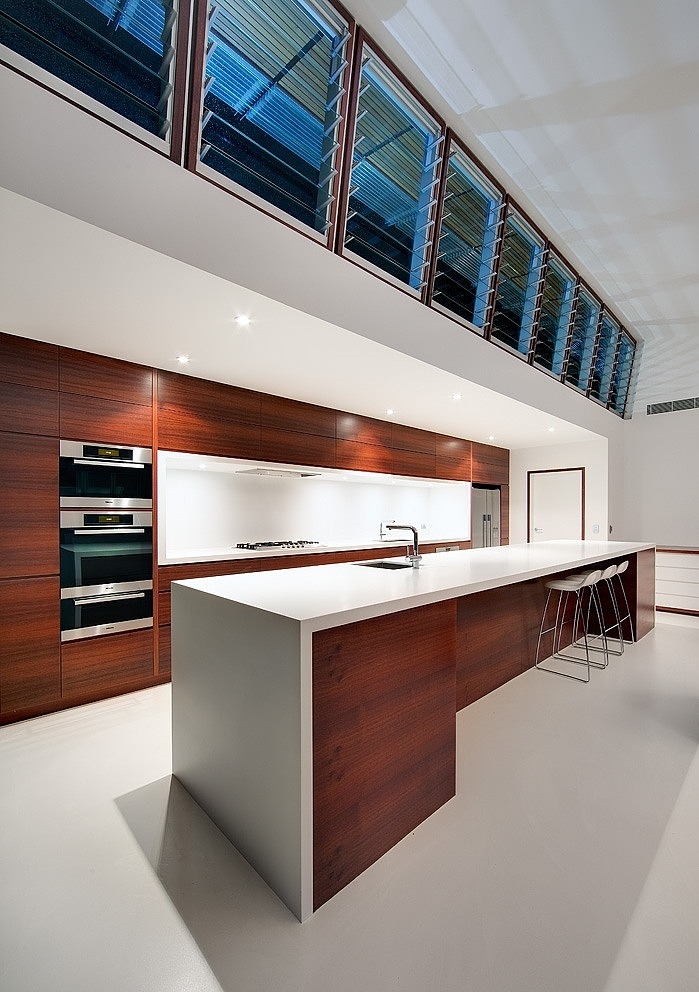 Queens Park Residence by Clinton Cole