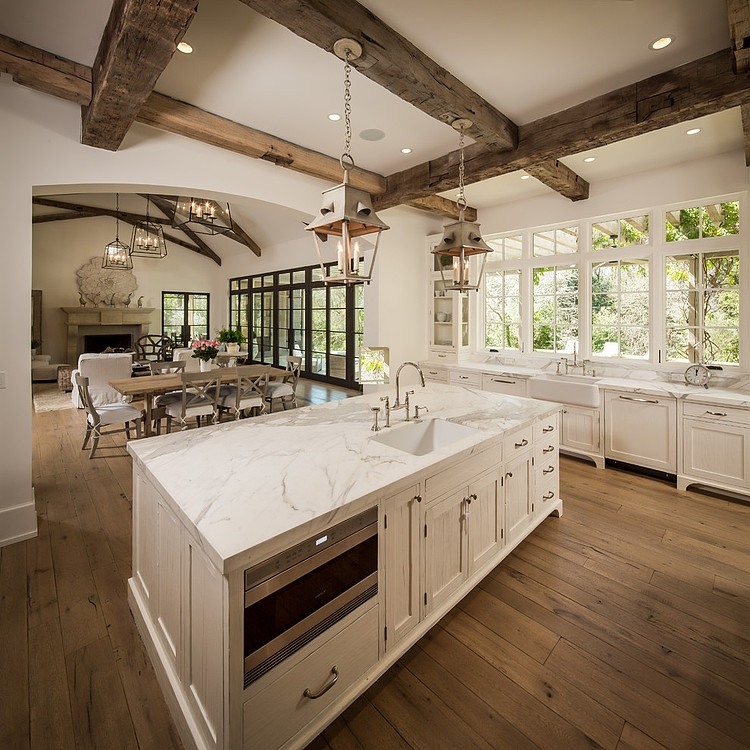 Houston Residence by Thompson Custom Homes