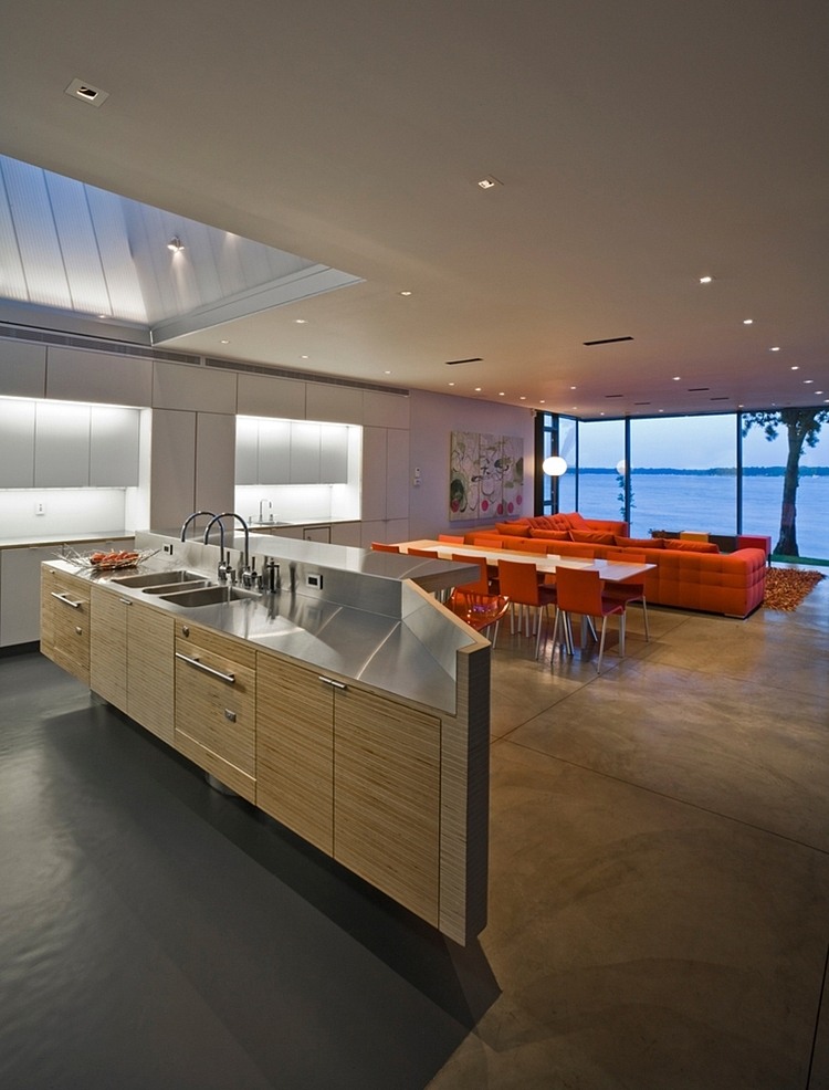 House on Lake Okoboji by Min | Day