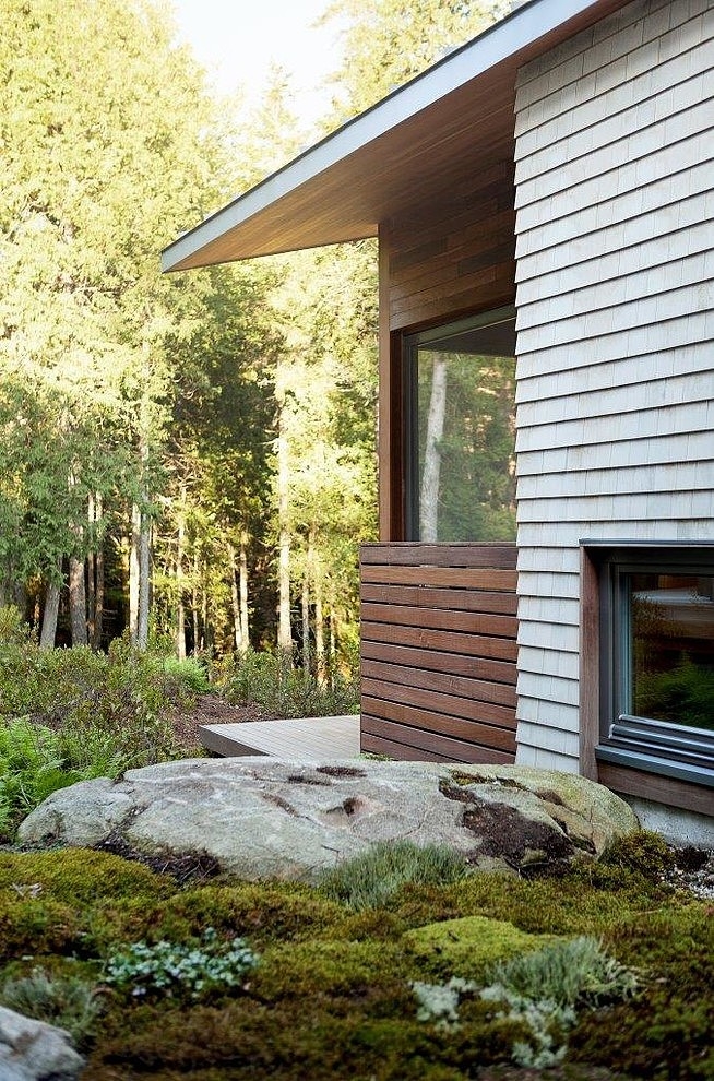 Pond House by Peacock Builders