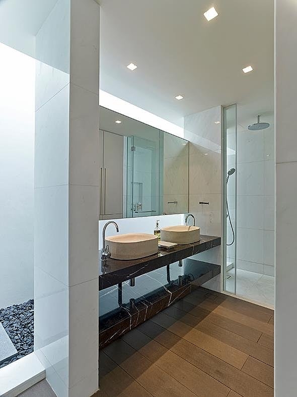 Y-House by ONG&ONG