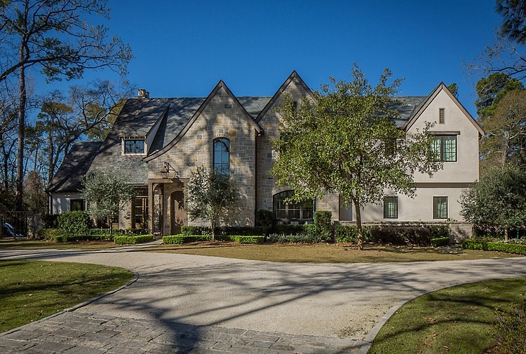 Houston Residence by Thompson Custom Homes