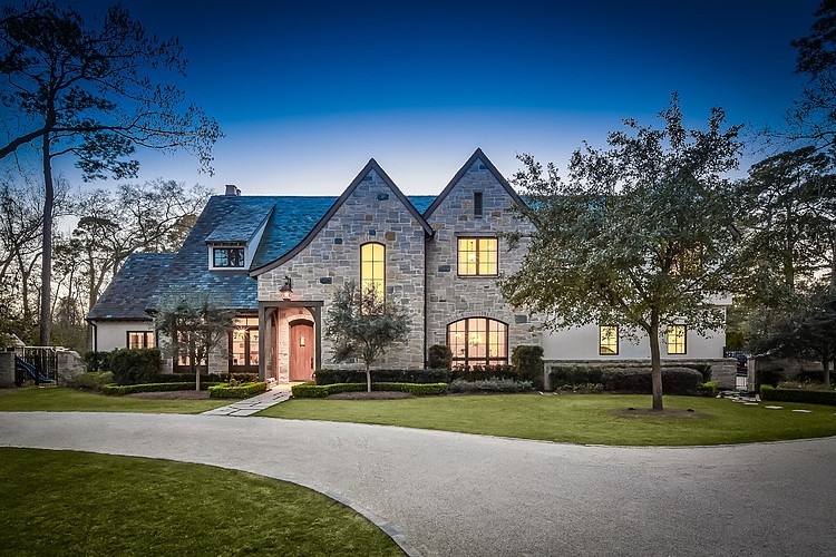 Houston Residence by Thompson Custom Homes