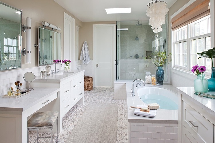 Manhattan Beach Home by Wendy Resin Interiors