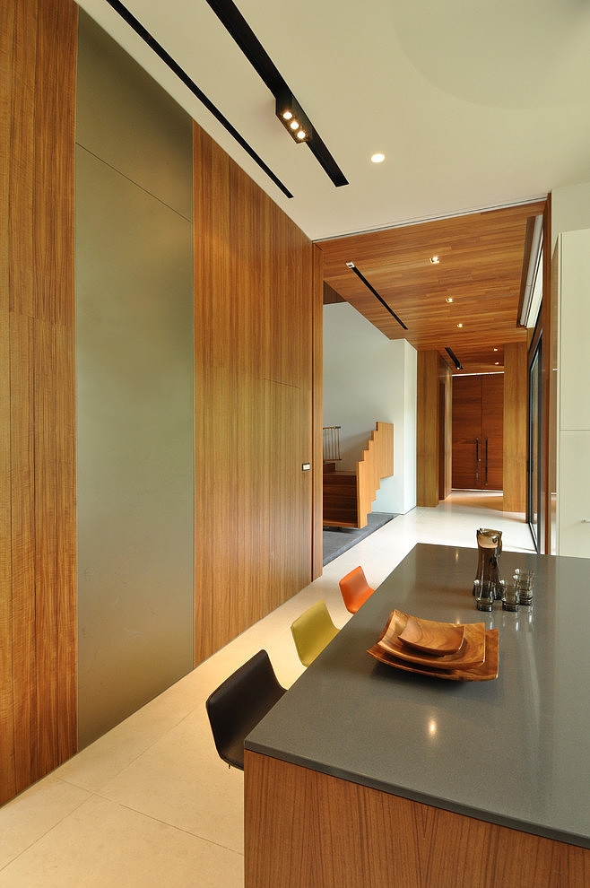 Sunset Terrace House by Architology