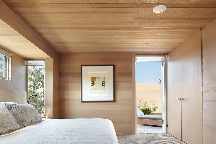 Guesthouse by Bromley Caldari Architects