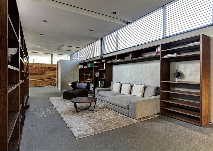 Alma Desnuda House by Hajj Design Less