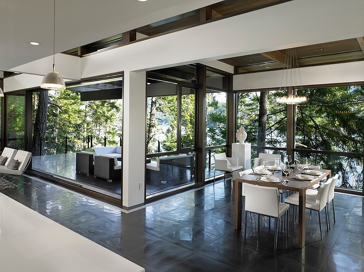 Waterfront Hideway by Sarah Gallop Design