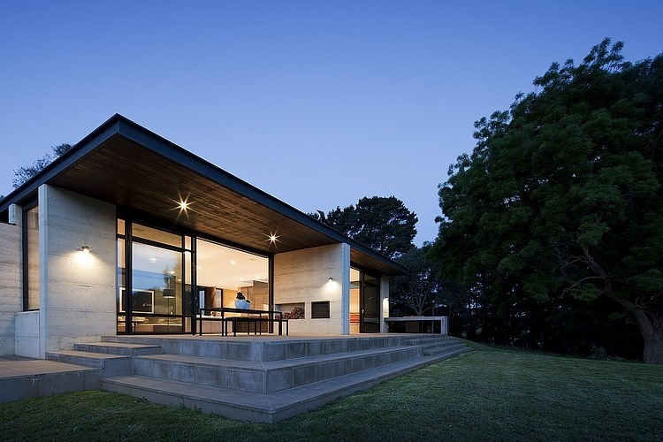 Merricks House by Robson Rak Architects