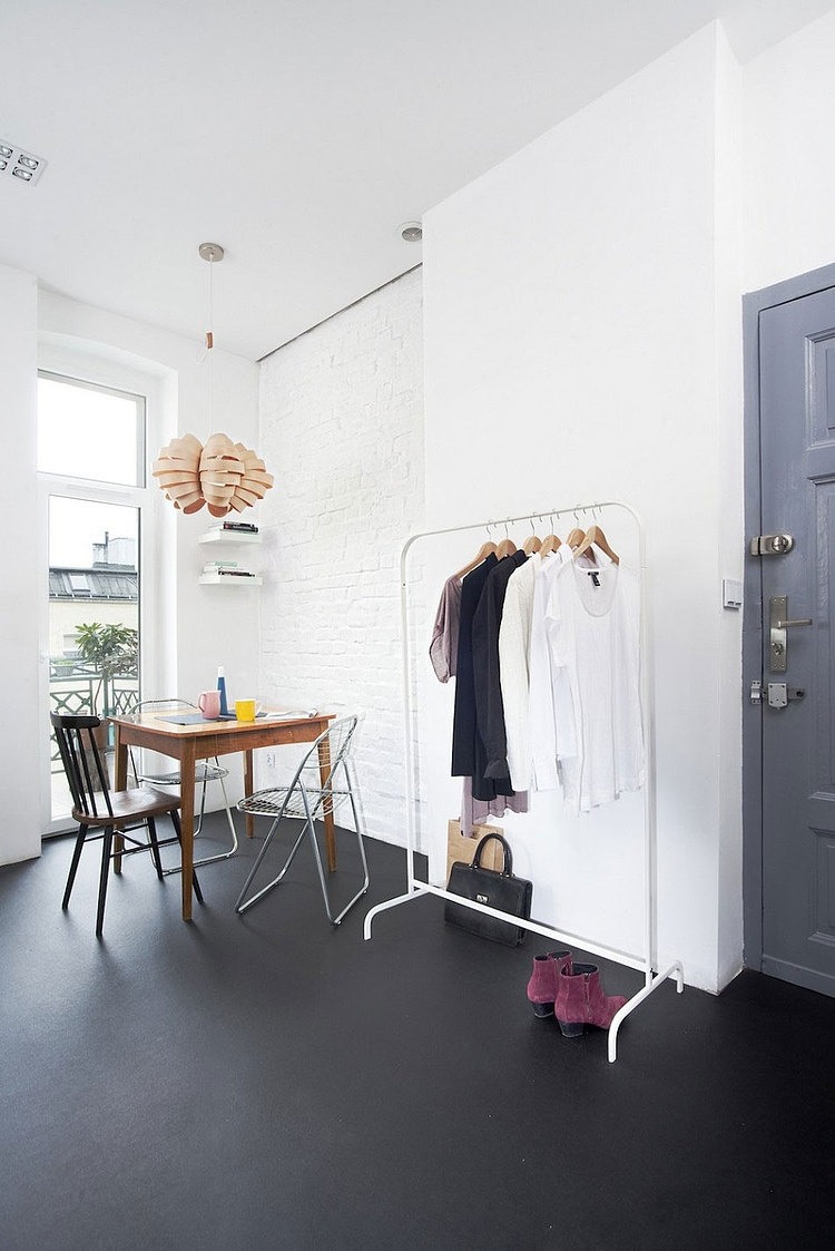 Poznań Apartment by Halo. Architekci