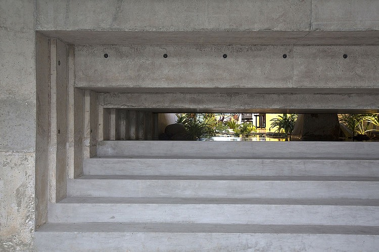 Namly House by Chang Architects
