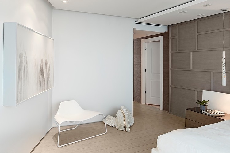 Miami Ocean Getaway by BBH Design Studio