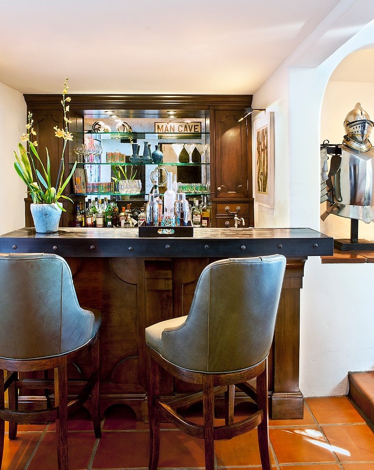Spanish Colonial Residence by Jonathan Winslow Design