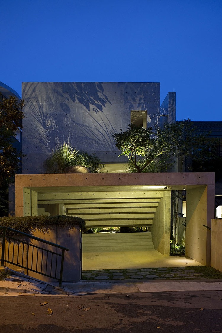 Namly House by Chang Architects