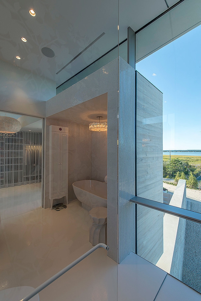 Dune Road House by Jason Klinge Residential Contracting