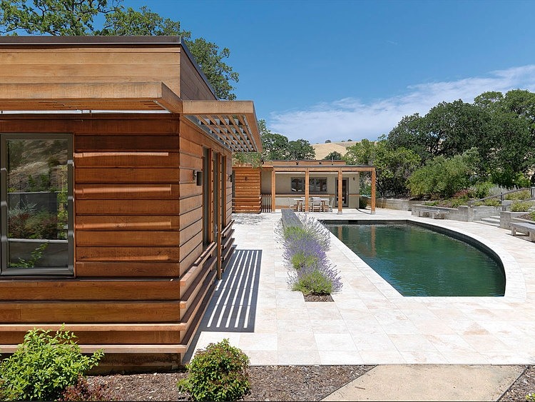 East Bay House by MacCracken Architects
