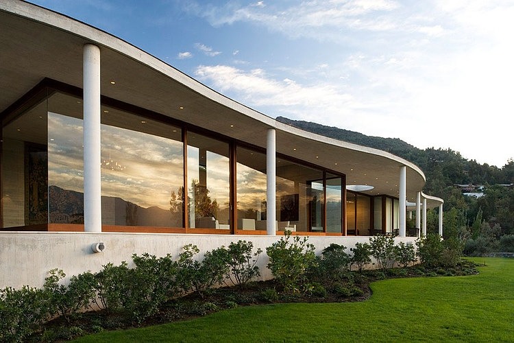 Lo Curro House by Peñafiel Arquitectos
