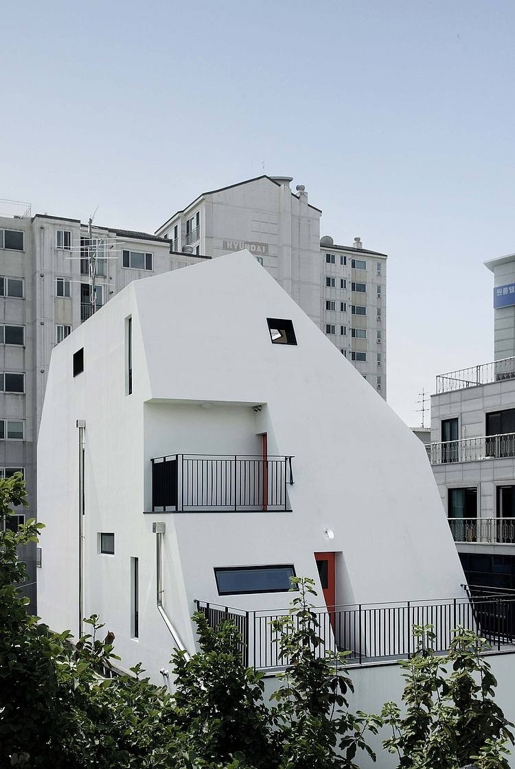 White House by Design Band YOAP
