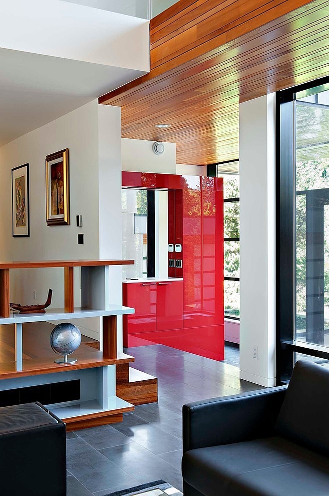 Thorncrest House by Altius Architecture