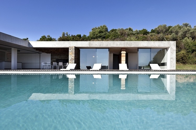 Plane House by K Studio