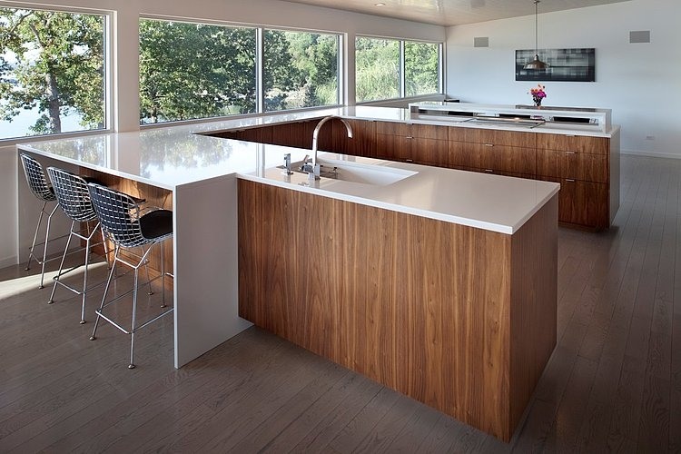 Postcard House by Hufft Projects
