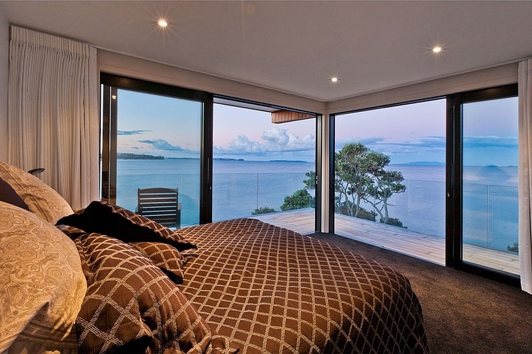 Rothesay Bay House by Creative Arch