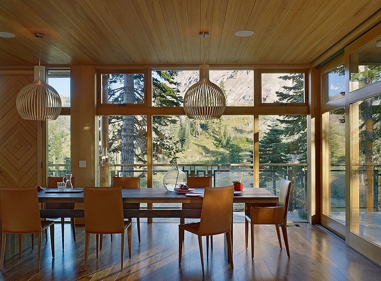 Crow's Nest Residence by Mt. Lincoln Construction