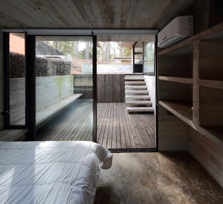 Casa Pedroso by Bak Arquitectos