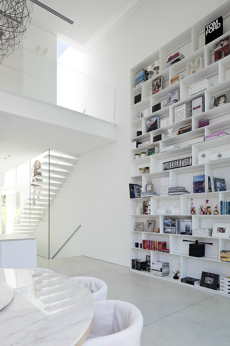 Ramat Hasharon House 13 by Pitsou Kedem Architects