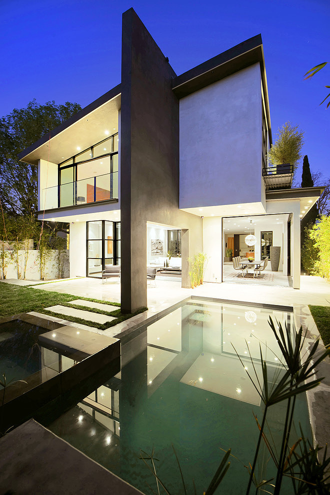 Mansfield Residence by Adeet Madan