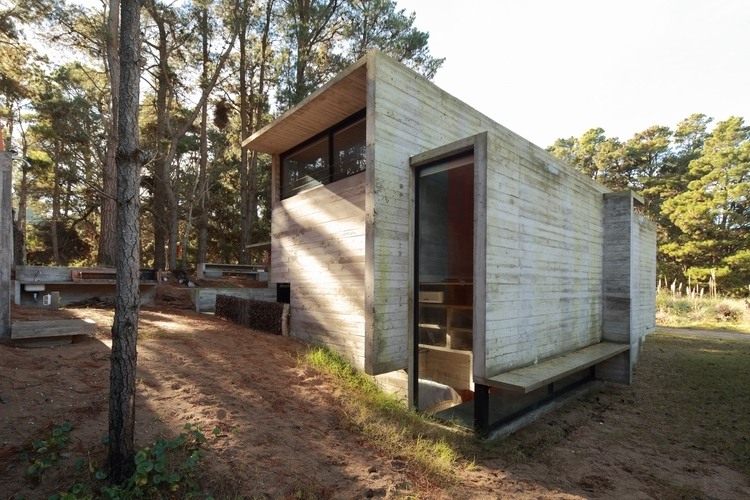 Casa Pedroso by Bak Arquitectos