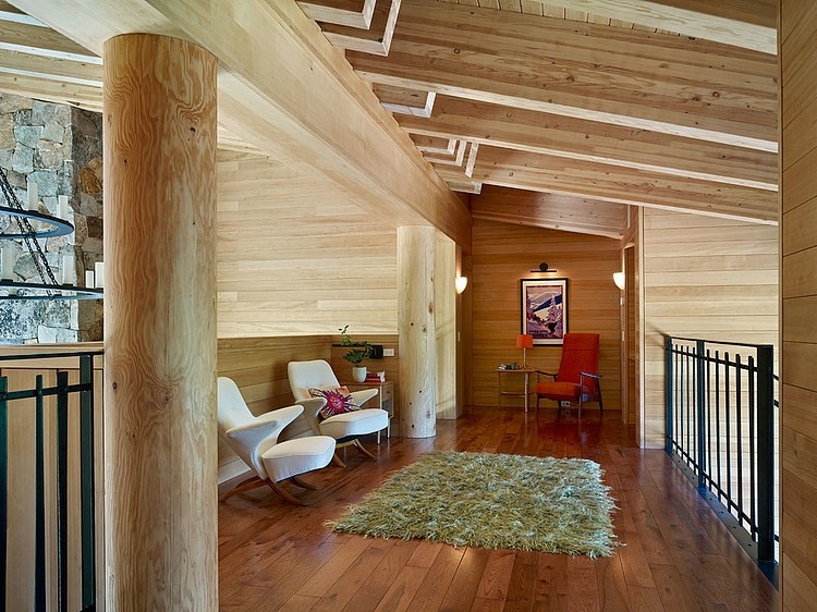 Crow's Nest Residence by Mt. Lincoln Construction