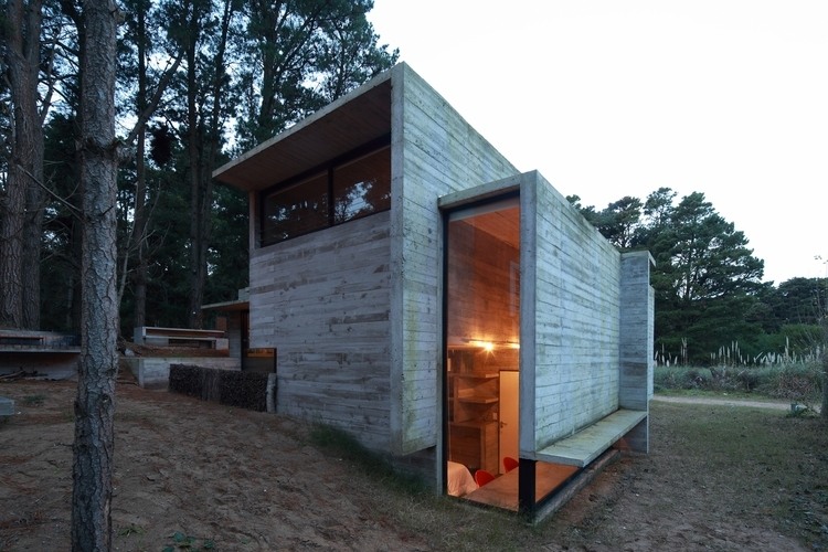 Casa Pedroso by Bak Arquitectos