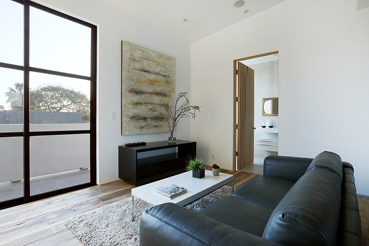 Mansfield Residence by Adeet Madan