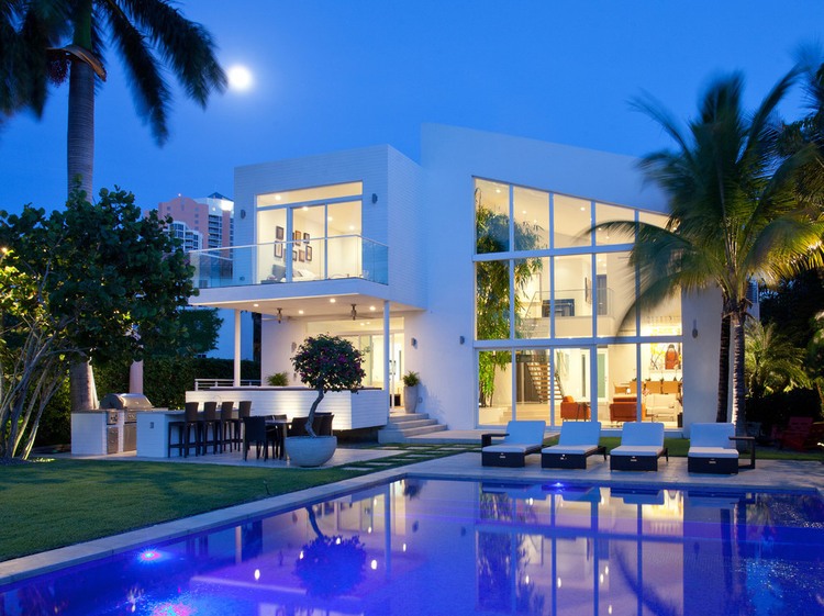 96 Golden Beach by SDH Studio