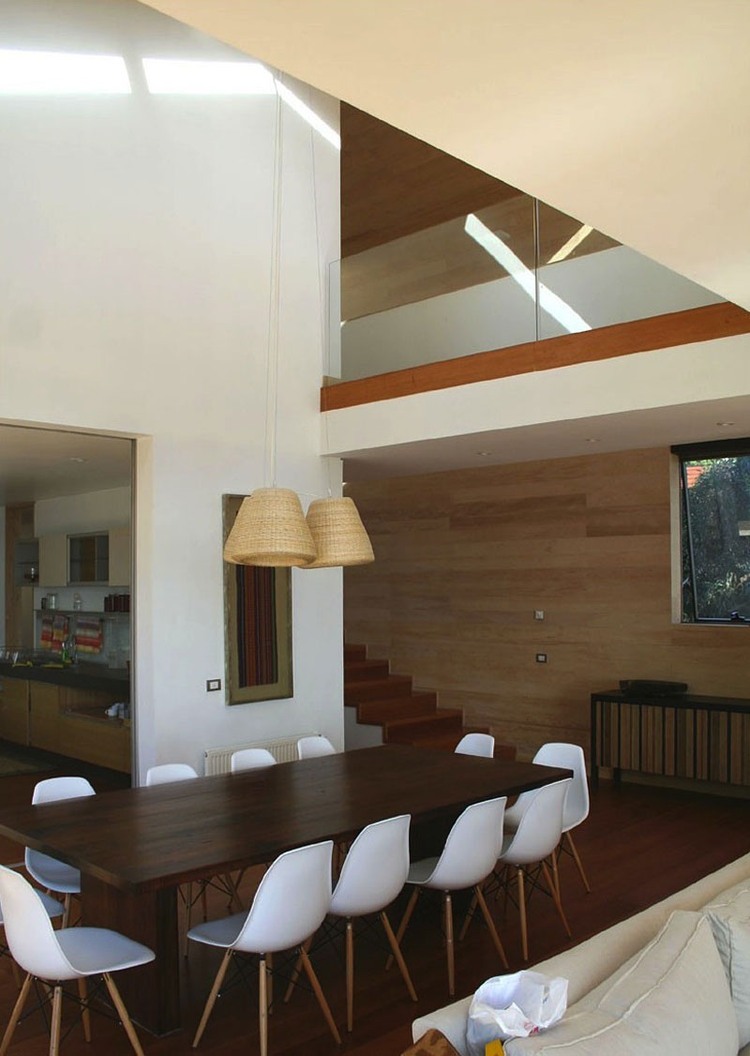 Casa Cantagua by Raimundo Anguita