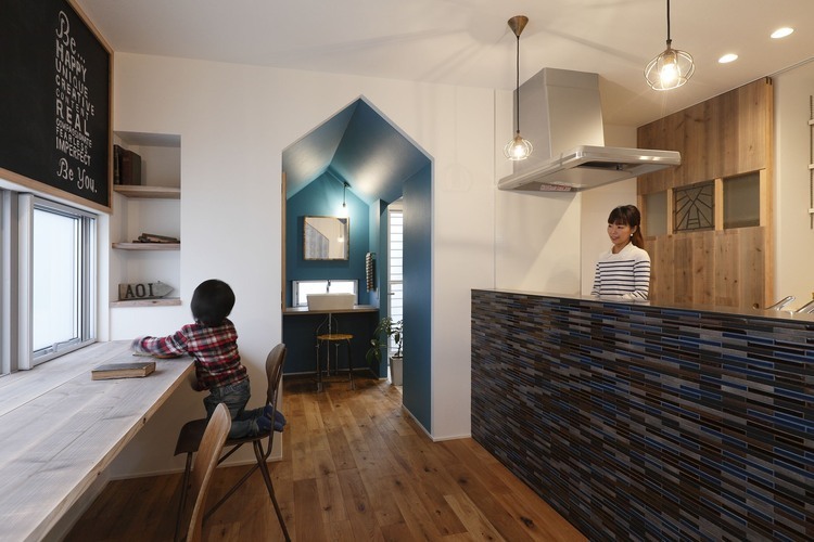 Hazukashi House by Alts Design Office