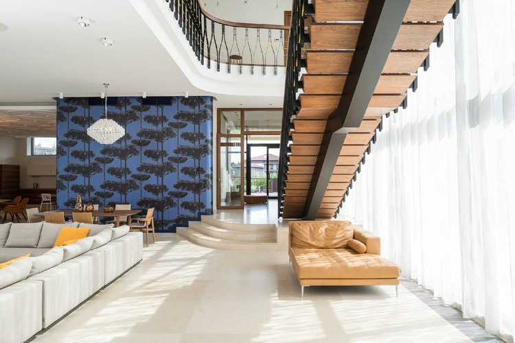 Country House by Leonovich Arseny